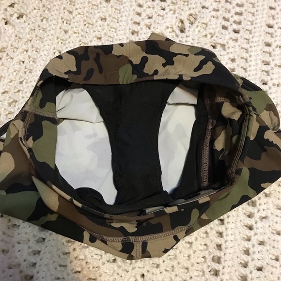 Last Set 4 Pairs of Wodlife Shorts Crossfit S NWOT - Picture 5 of 10